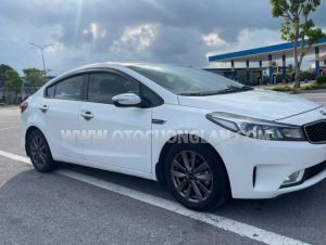 Xe Kia Cerato 1.6 MT 2017