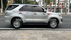 Xe Toyota Fortuner 2.7V 4x2 AT 2013