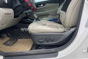 Xe Kia Cerato 1.6 AT Luxury 2021
