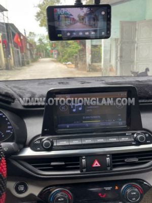 Xe Kia Cerato 1.6 AT Luxury 2021