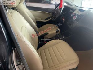 Xe Kia Cerato 1.6 MT 2018