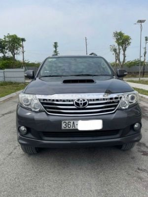 Xe Toyota Fortuner 2.5G 2014