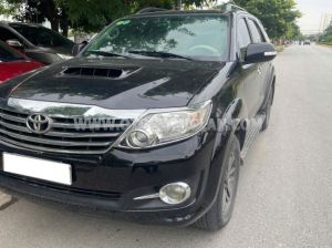 Xe Toyota Fortuner 2.5G 2015